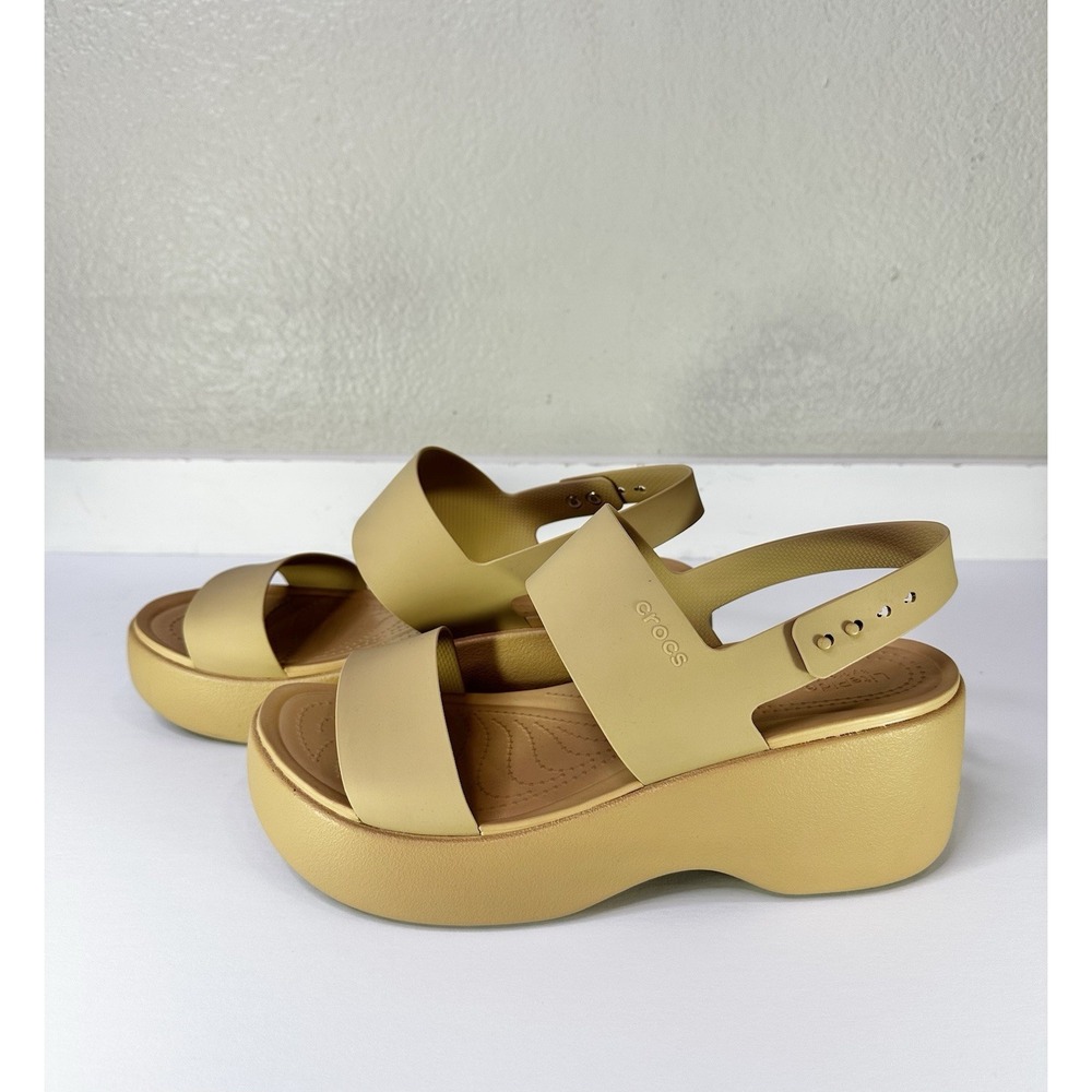Crocs Platform Sandals Womens Size 10 Beige Tan Brooklyn Low Wedge Ankle Strap